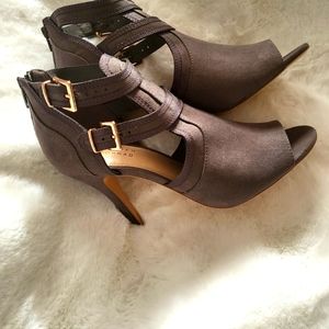 Womens heels